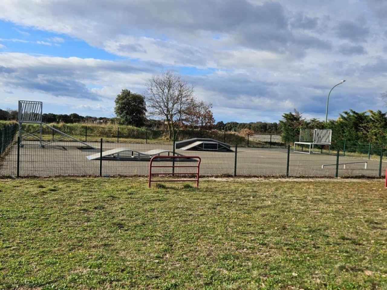 Gite La Joliette Et Le Chesnaie Grillon Exteriér fotografie