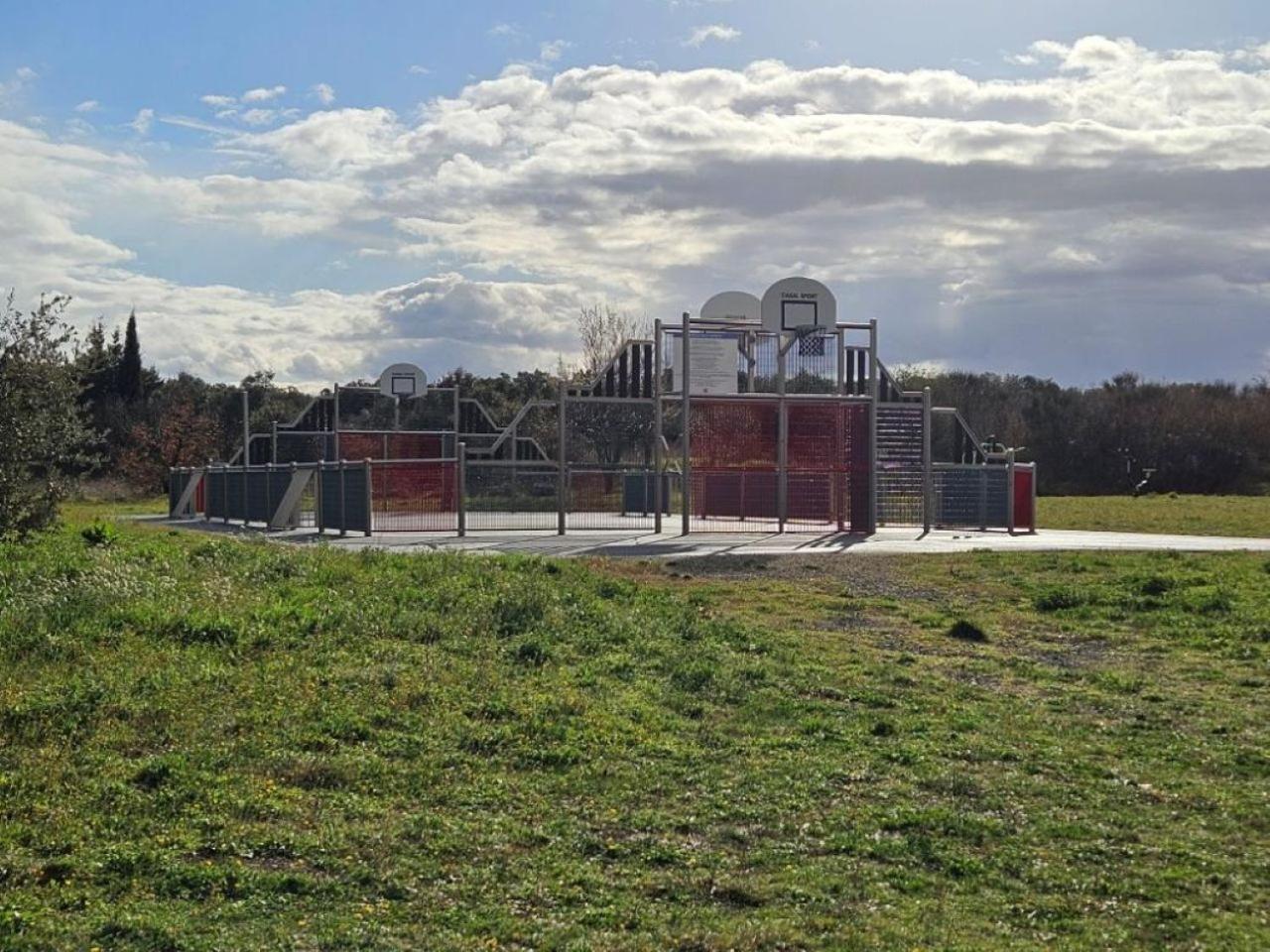 Gite La Joliette Et Le Chesnaie Grillon Exteriér fotografie